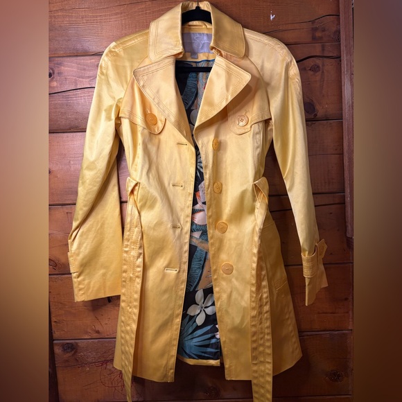 Jessica Simpson Jackets & Blazers - Jessica Simpson Yellow satin finish Trench Coat jacket size small